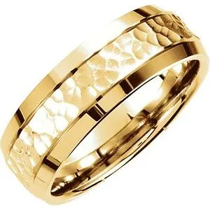 14K Yellow 7.5 mm Concave Beveled-Edge Band with Satin Hammer Finish Size 8.5