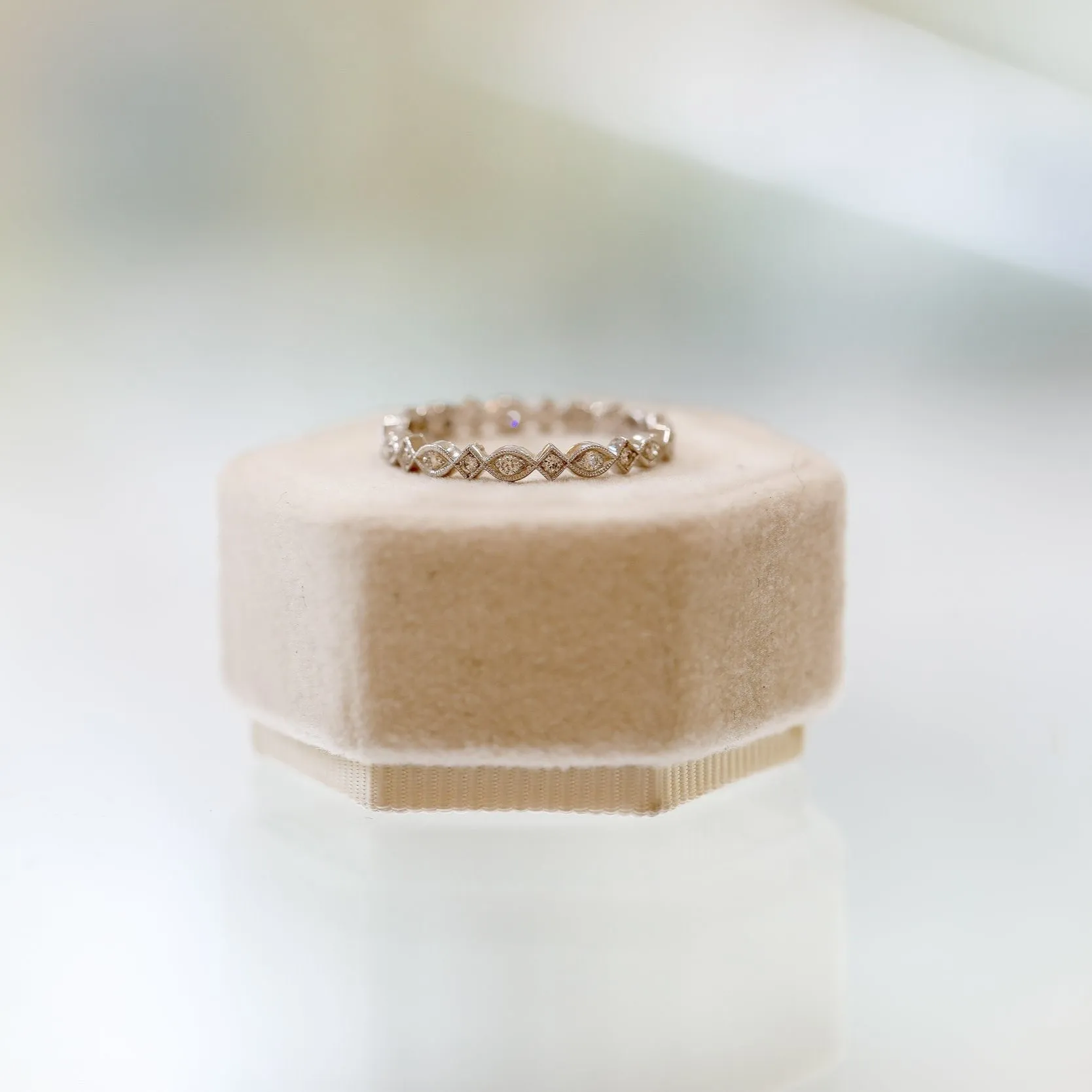 14kw .10ctw Marquise & Square Bezel Band