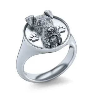 Airedale Terrier Paw Classic Round Signet Milgrain Ring