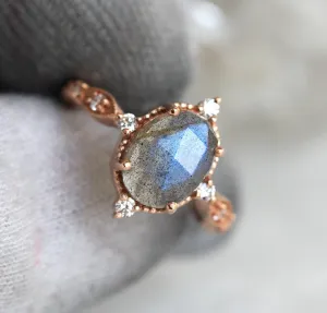 Arya Vintage Inspired Labradorite Ring