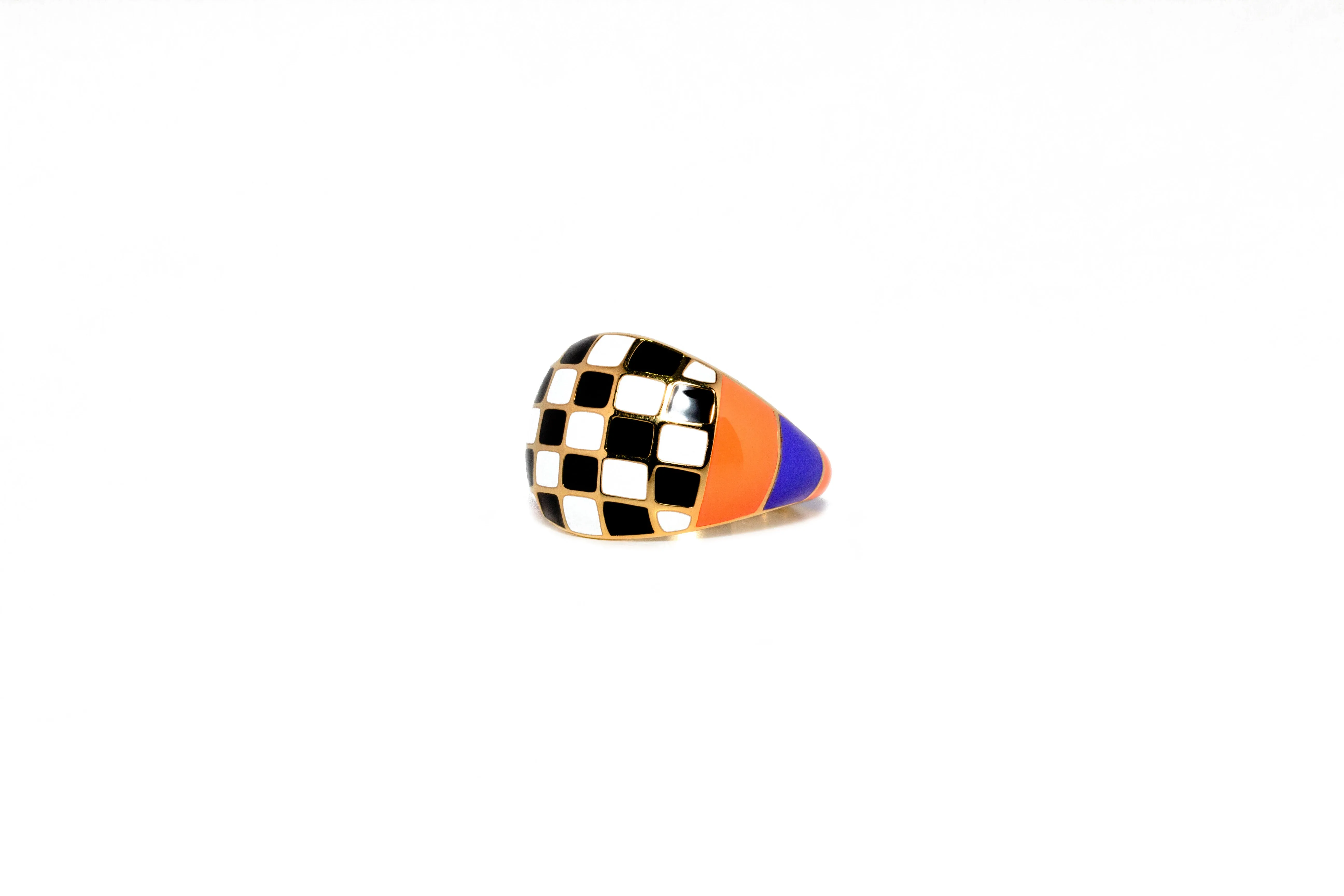 Circus et Panem Black/White Ring