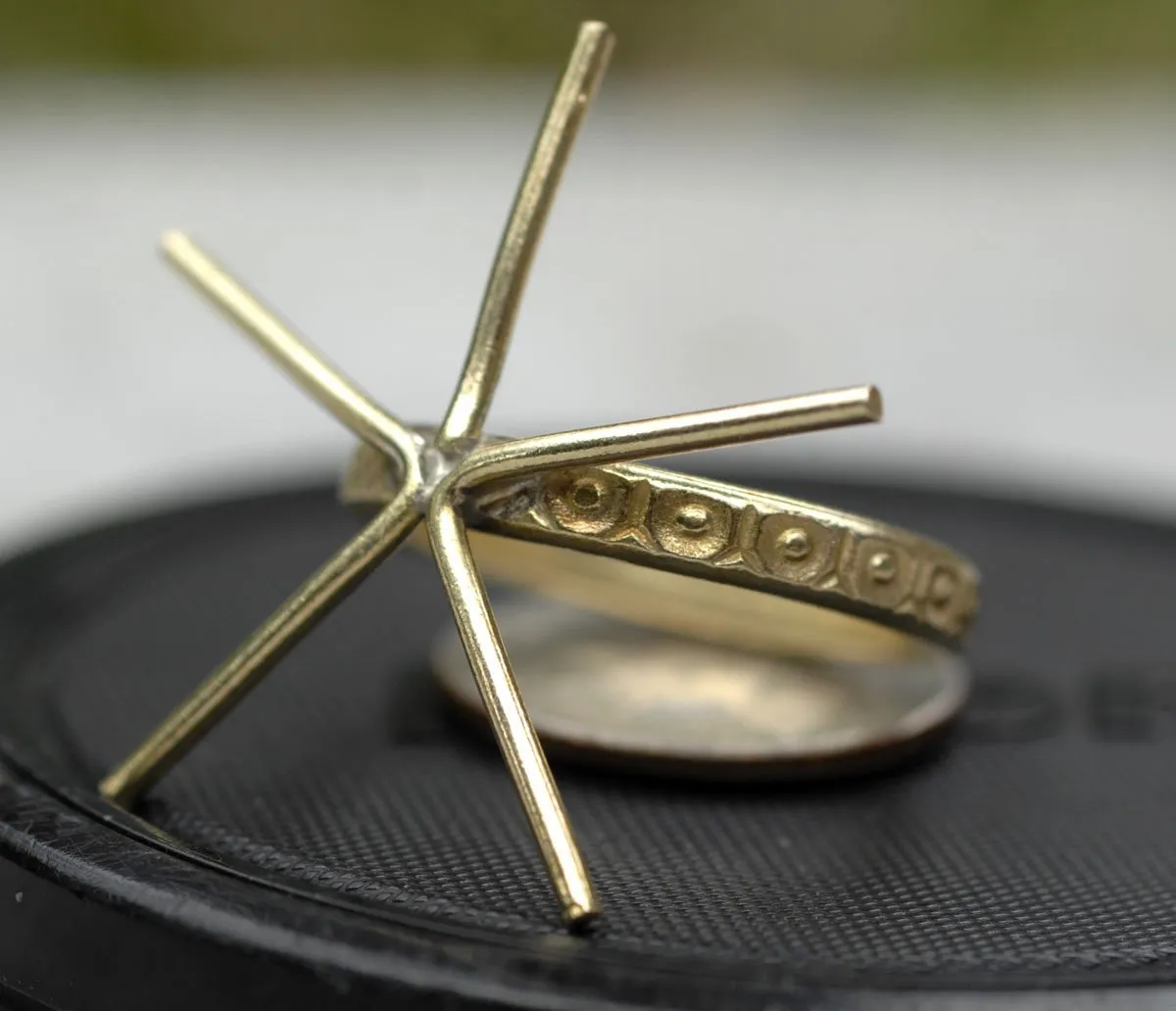Claw Ring for Setting Stones, Honeycomb Shank, 5 Prongs