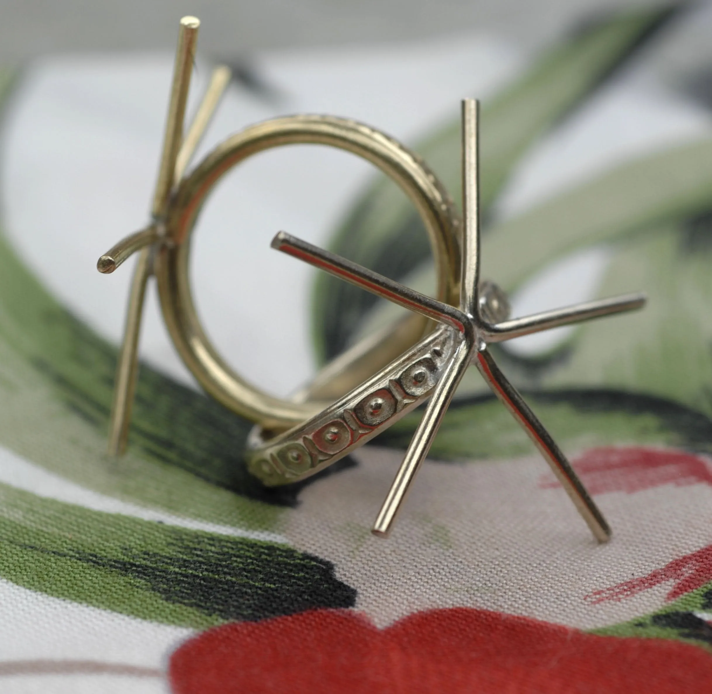 Claw Ring for Setting Stones, Honeycomb Shank, 5 Prongs