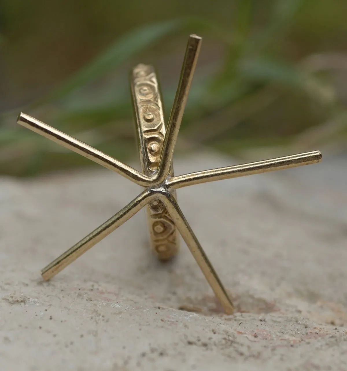 Claw Ring for Setting Stones, Honeycomb Shank, 5 Prongs