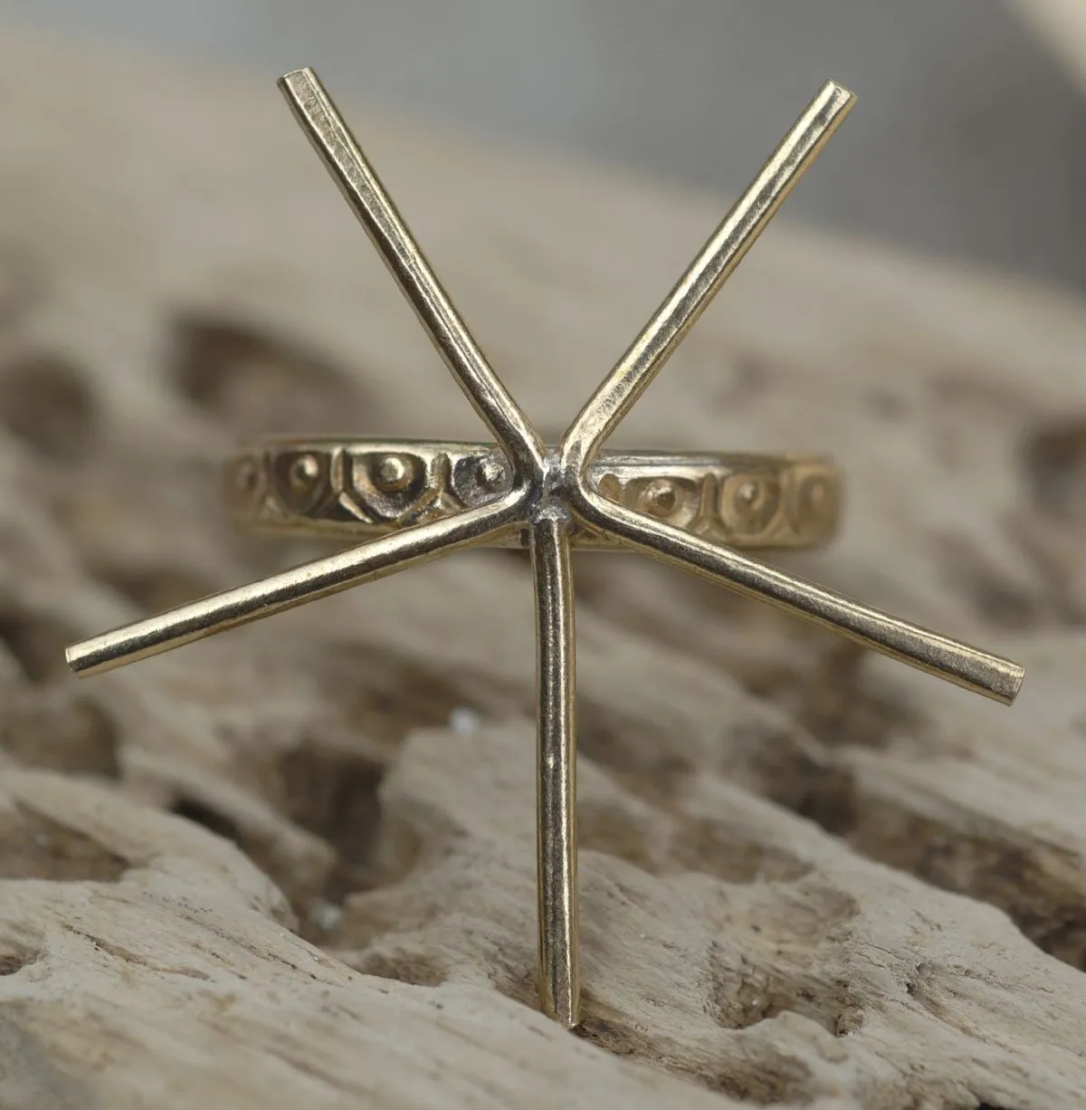 Claw Ring for Setting Stones, Honeycomb Shank, 5 Prongs