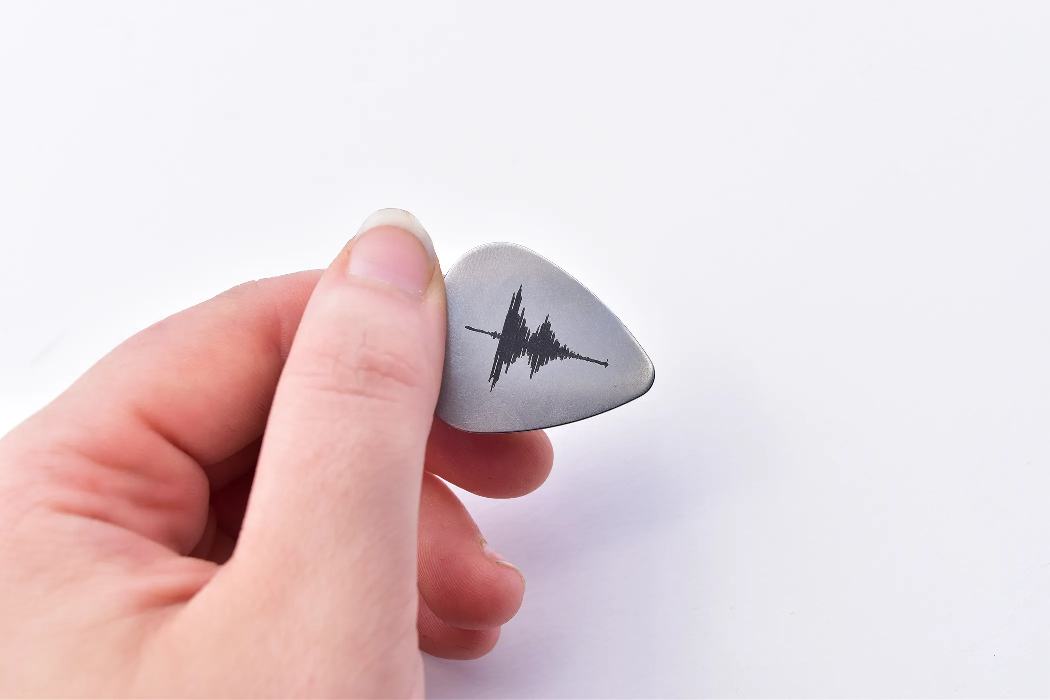 Customized Sound Wave Guitar Pick