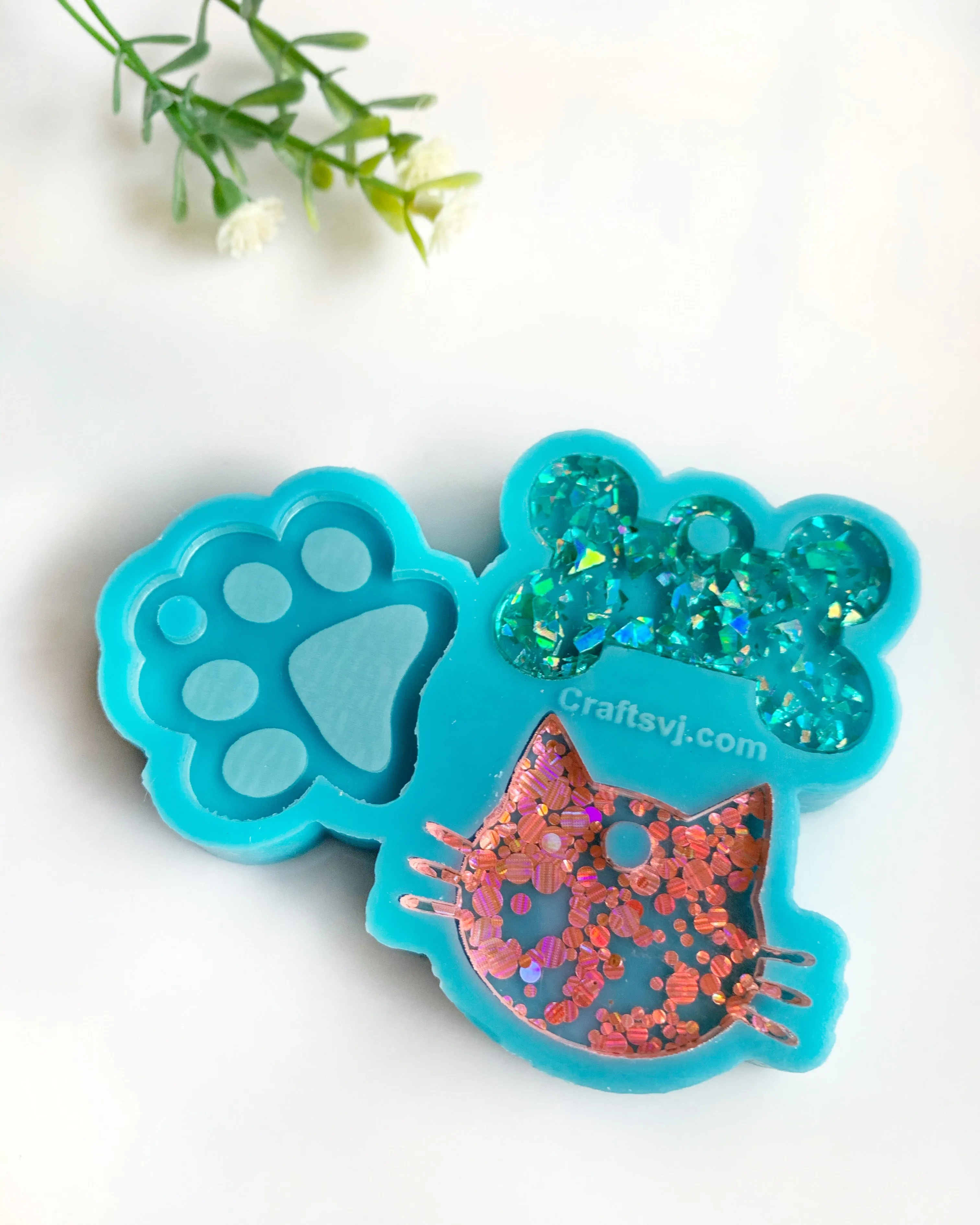 Dog and cat ID tags silicone mold / Molde de silicón de plaquitas de identificación para perros y gatos
