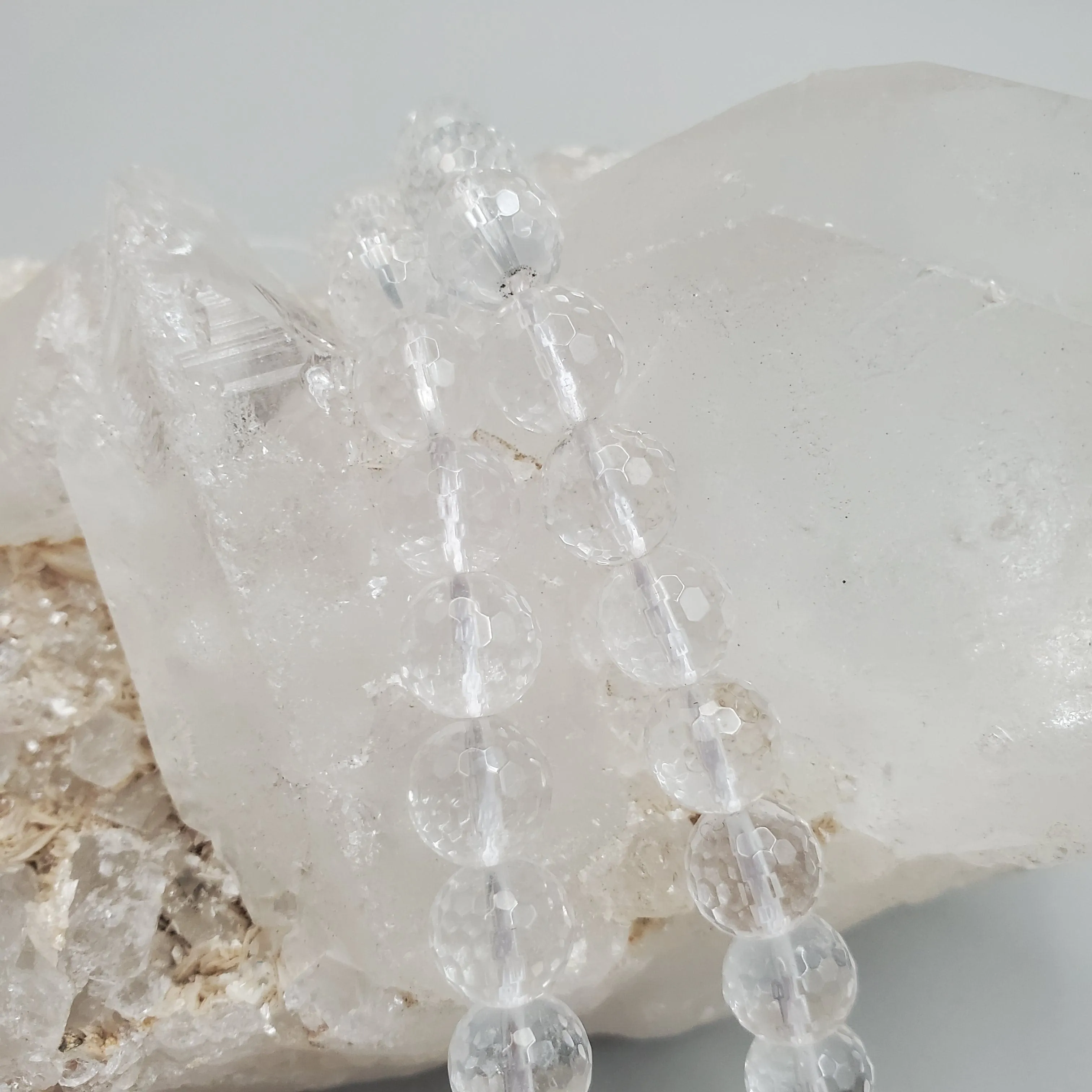 Faceted Round Quartz Bead Strand (10mm)
