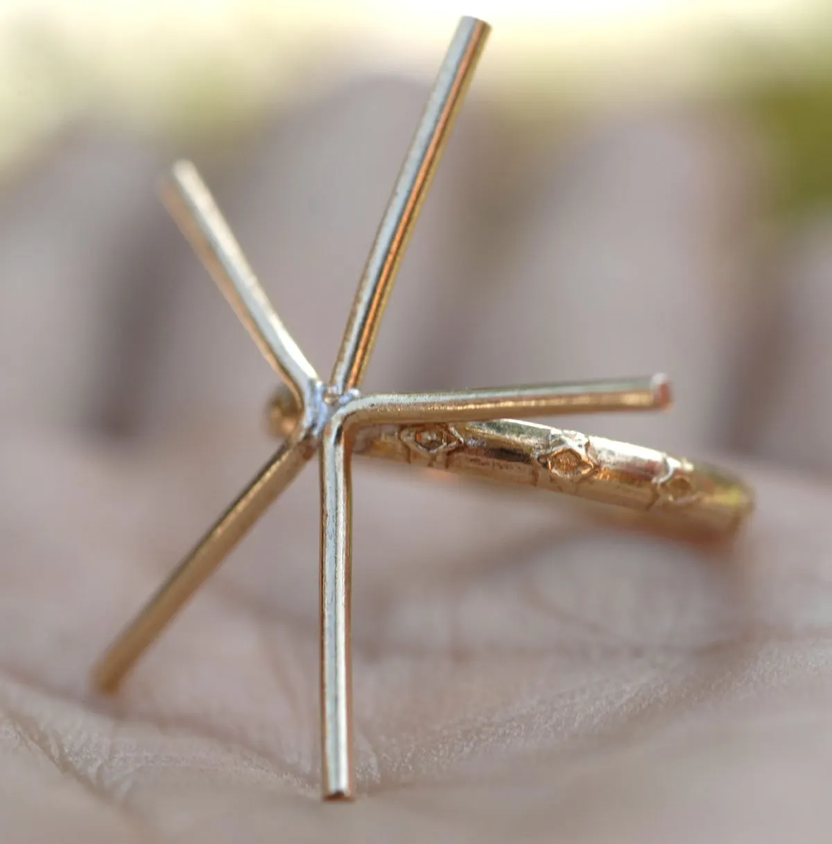 Handmade Claw Ring Setting, Star pattern Shank, 5 prongs