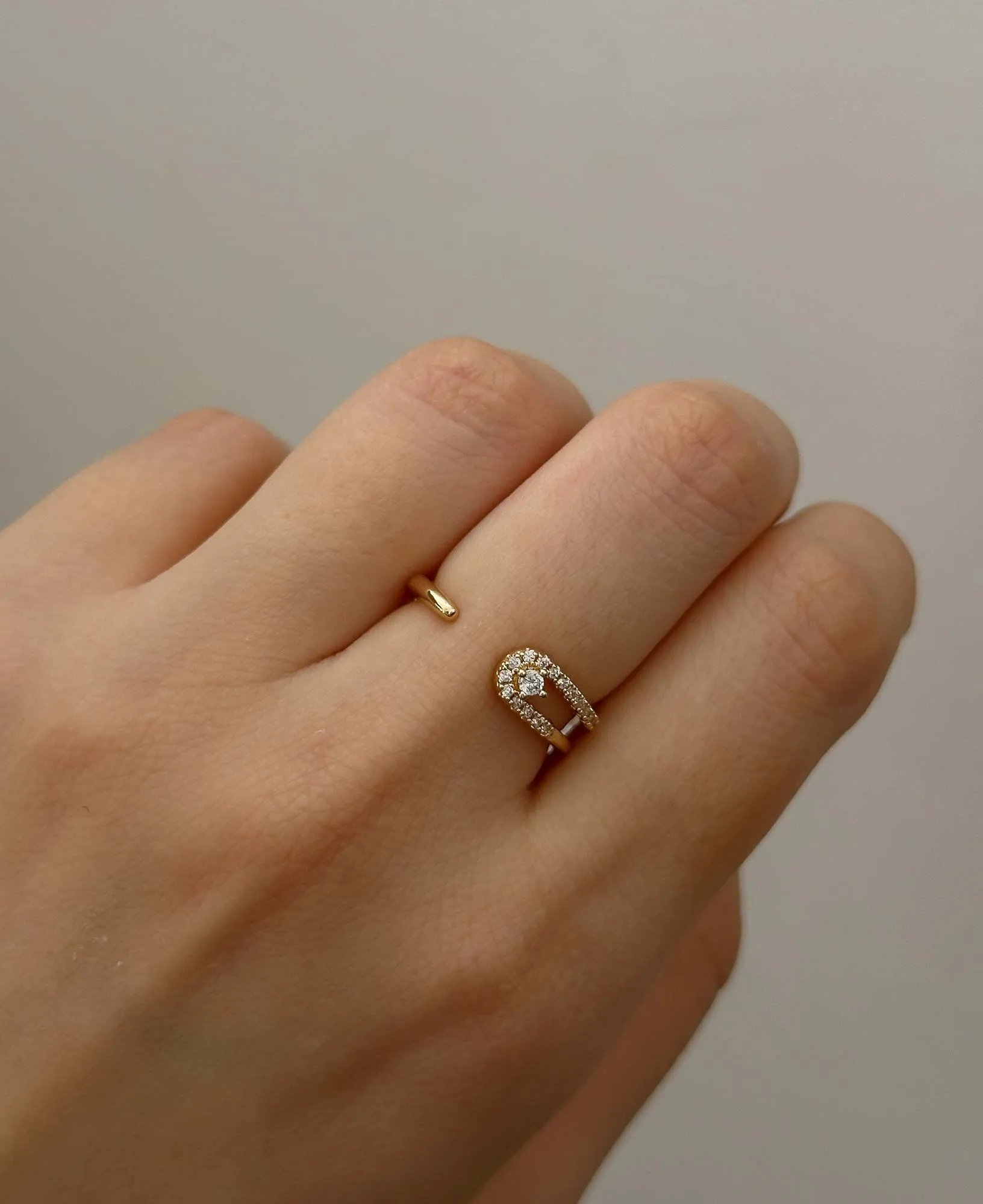 Helen Clip Open CZ Ring