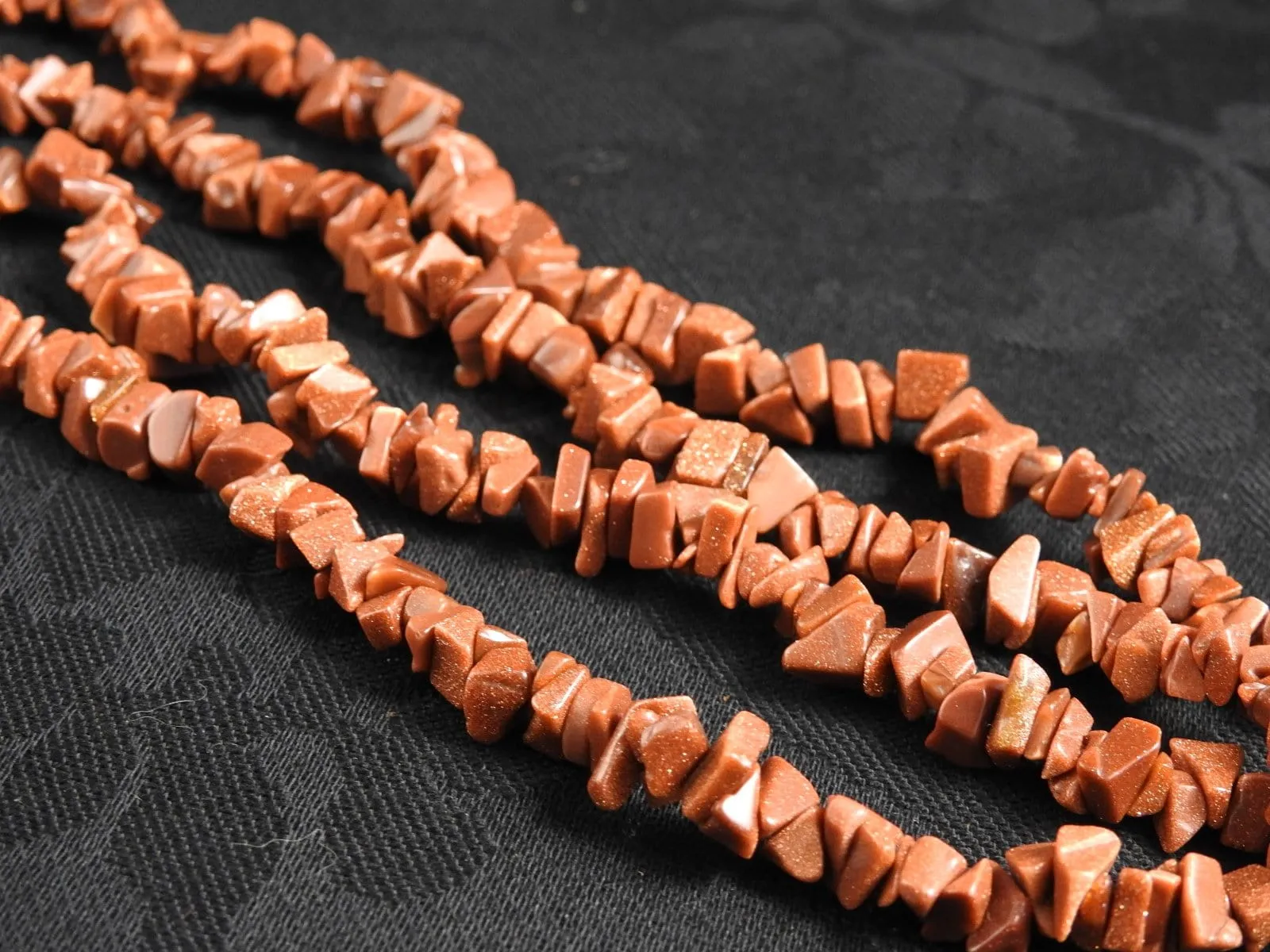 Large Goldstone Chips Bead Strand
