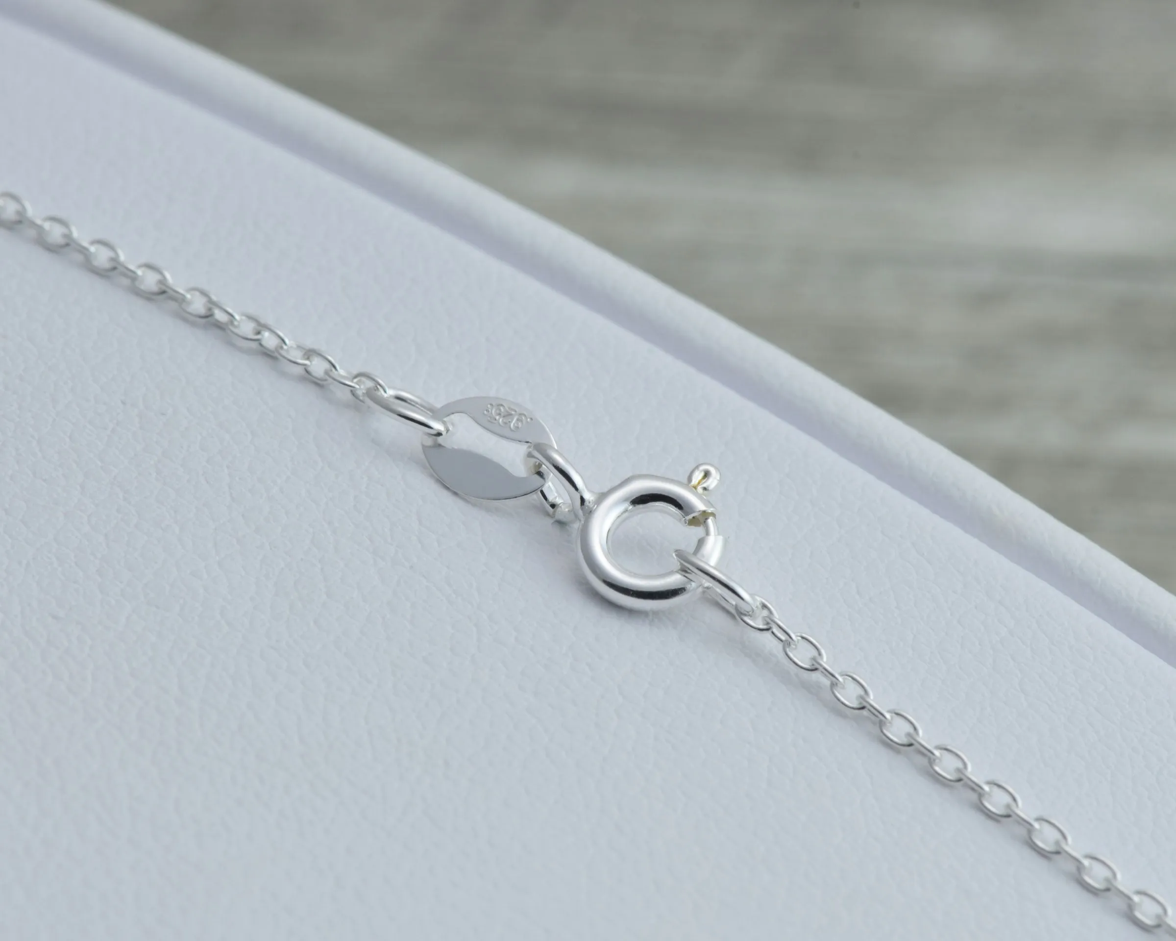 MUSIC NECKLACE
