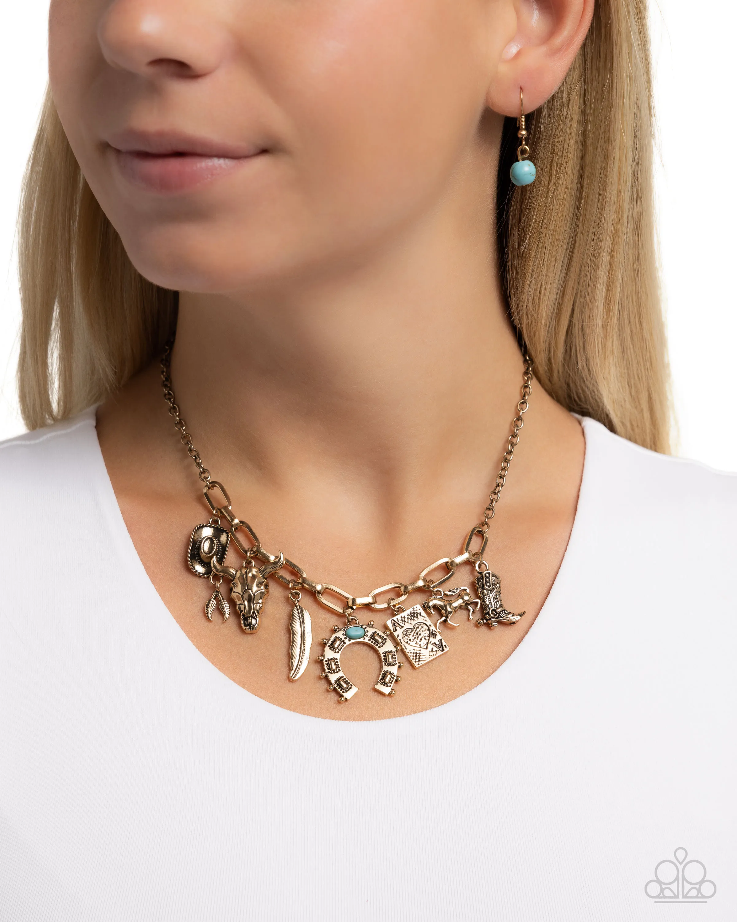 Paparazzi Saloon Girl - Gold Necklace
