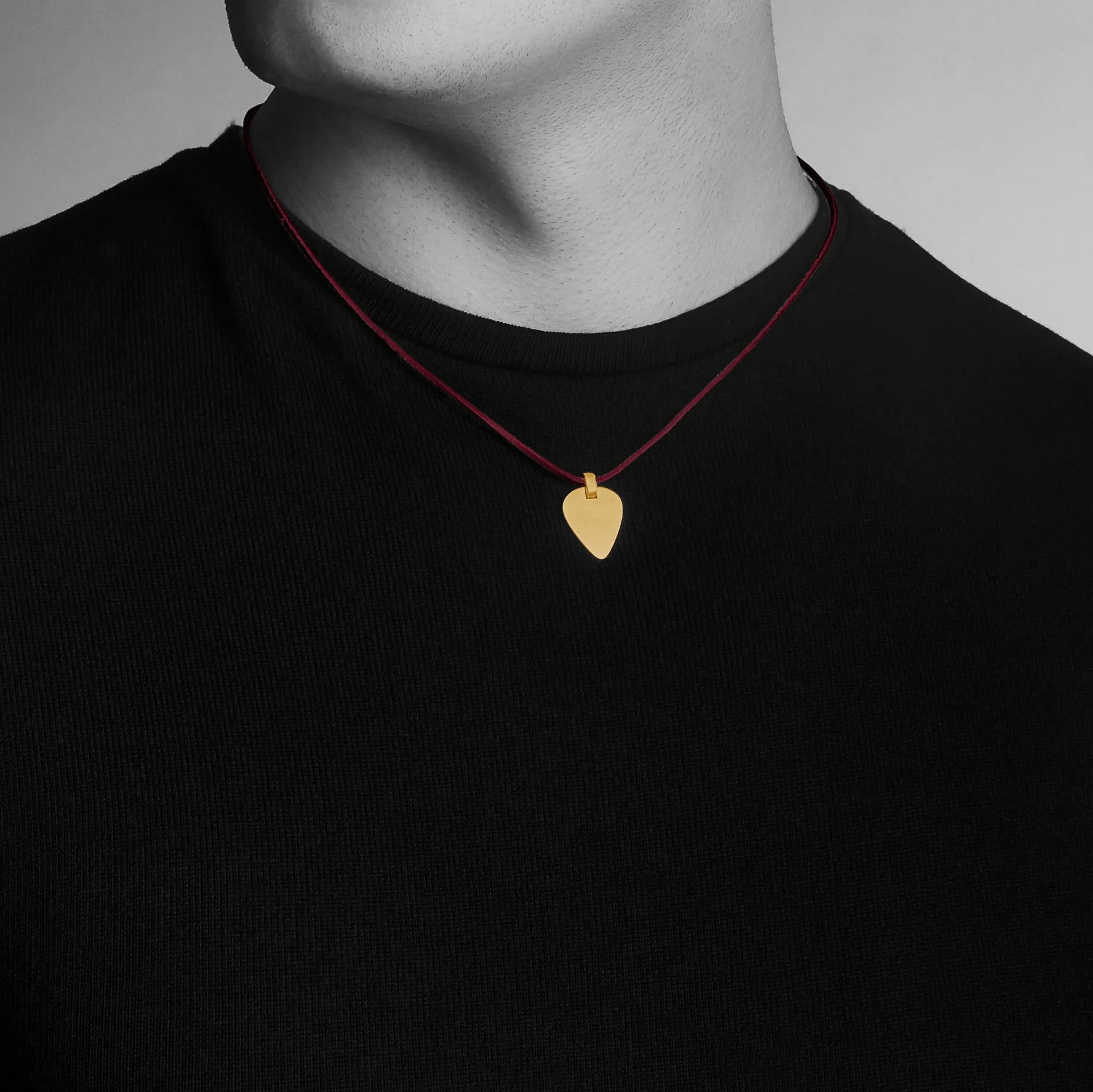 Strum Pendant