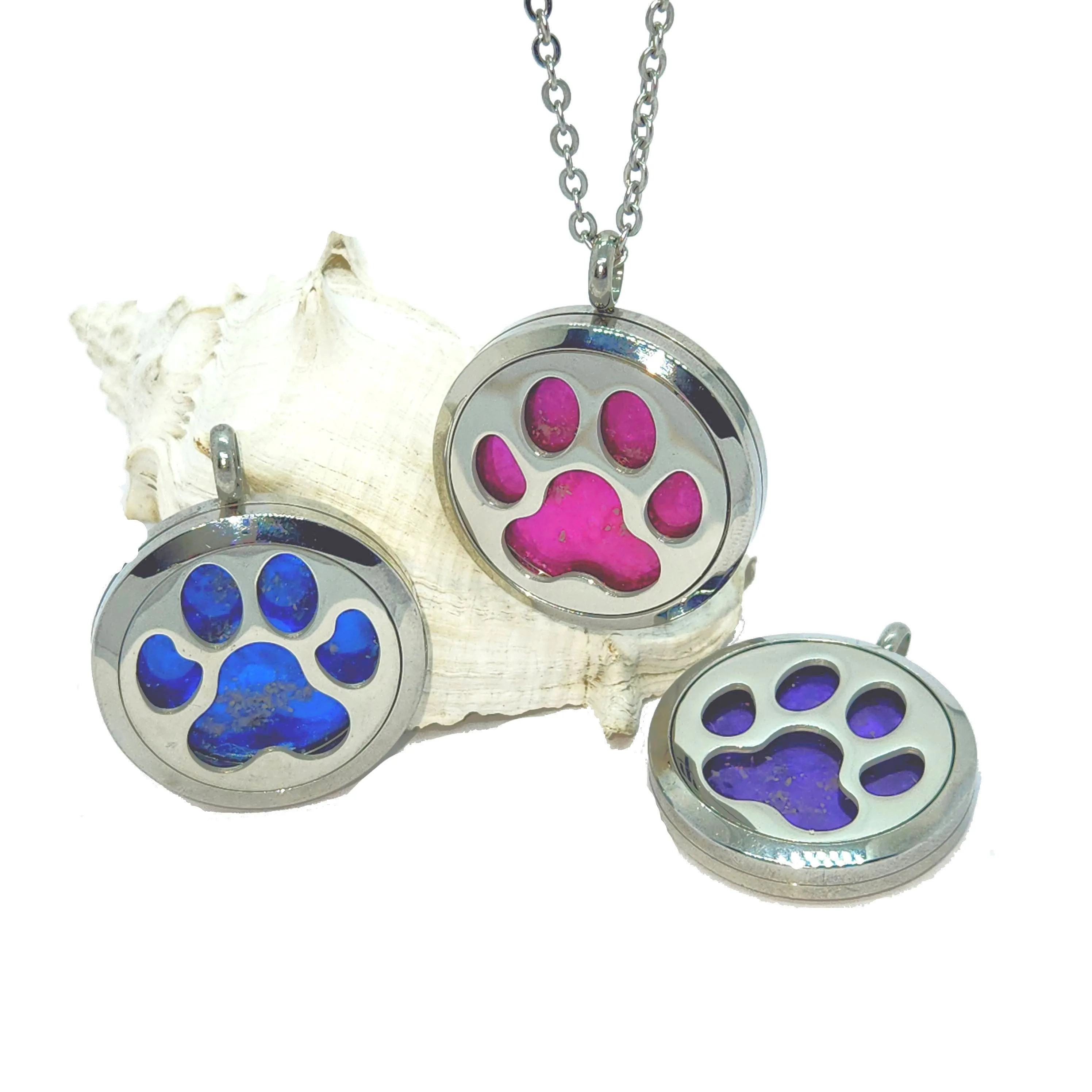 The Paw Pendant