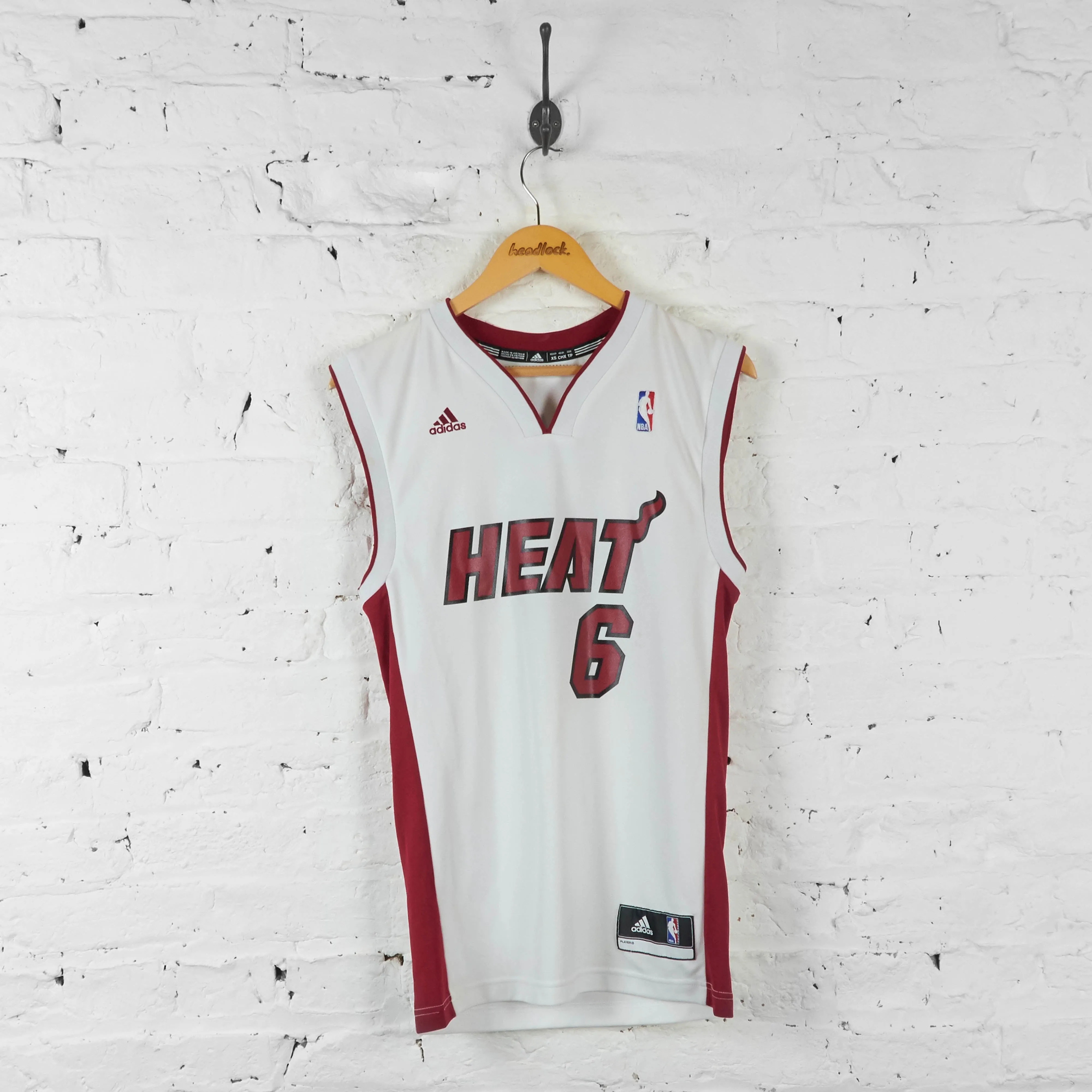 Vintage NBA Miami Heat James Jersey - White/Red - XS