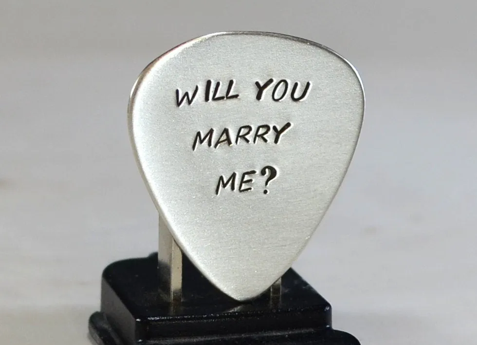 Will you marry me guitar pick proposal in aluminum - GP232A